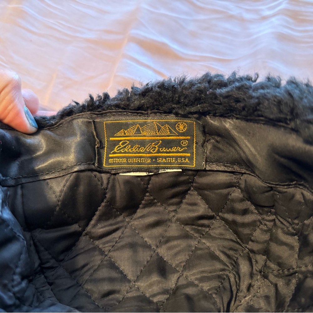 Vintage Eddie Bauer Wool Trapper Hat with Ear Flaps — Red & Black Buffalo Plaid - Picture 8 of 9
